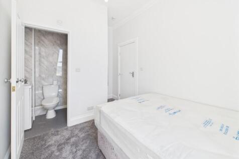 CAM02089G0-PR0482...