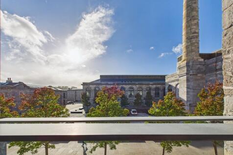 CAM03974G0-PR0235...