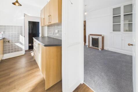 CAM02089G0-PR0460...