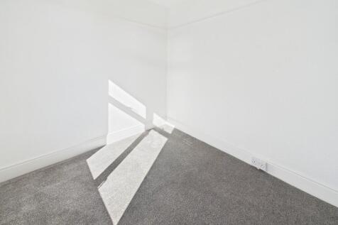 CAM02089G0-PR0460...