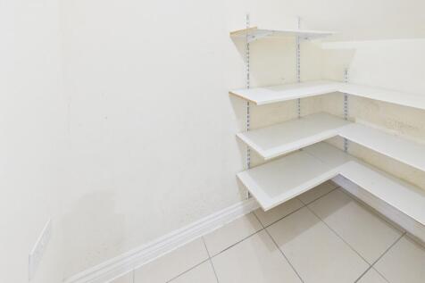 CAM03974G0-PR0242...