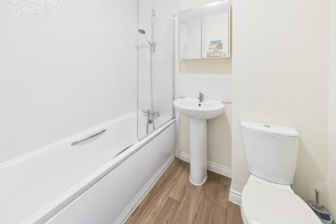 CAM03974G0-PR0242...