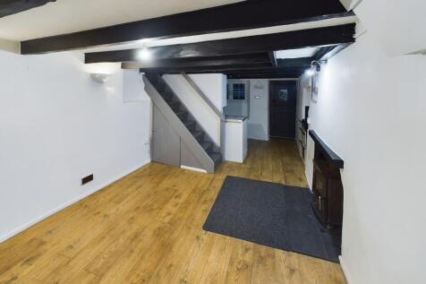 CAM02089G0-PR0348...