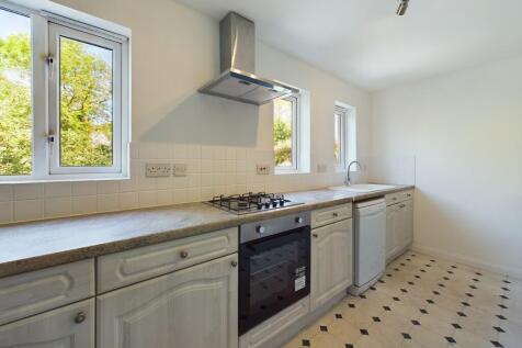 CAM02089G0-PR0235...