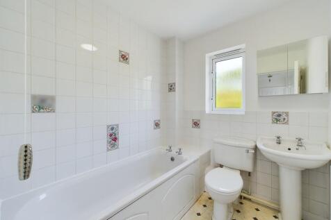 CAM02089G0-PR0235...