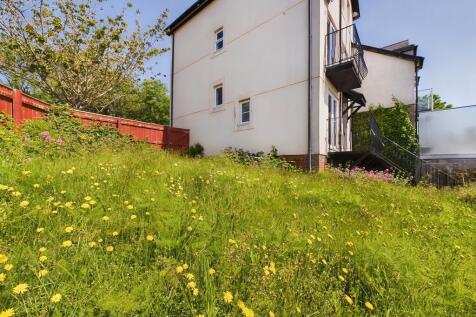 CAM02089G0-PR0235...