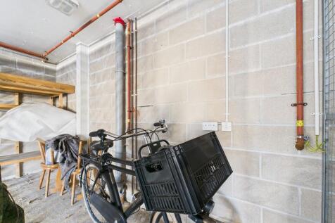 CAM02089G0-PR0608...