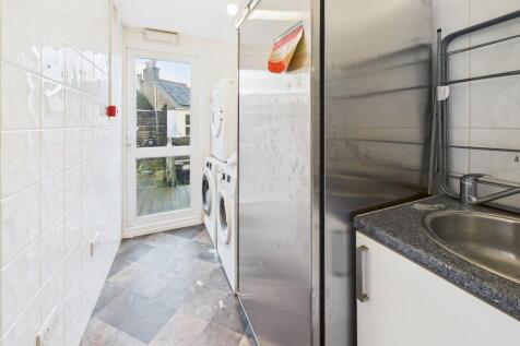 CAM02089G0-PR0615...