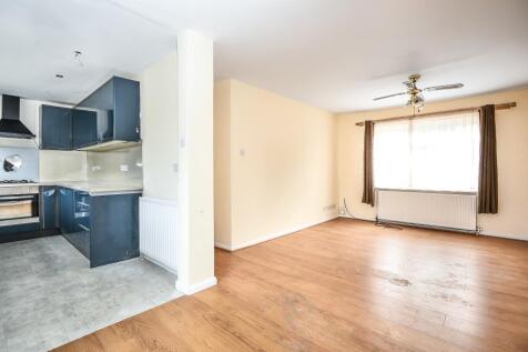 Lounge / Kitchen