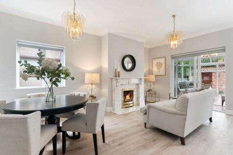 Living / Dining Area