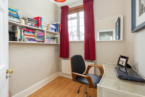 Study/Bedroom 5