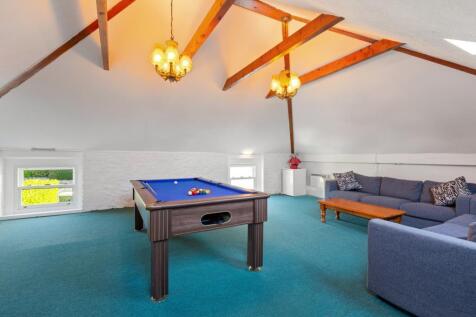 Coach House 1st Flr