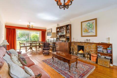 Living/ Dining Room