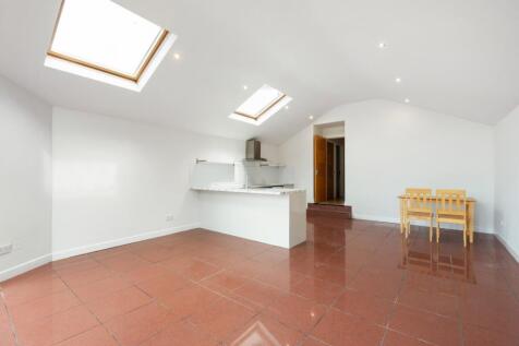Kitchen/ Dining