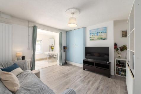 Sitting/Family Room