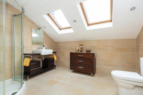 Shower Room 2nd Flr