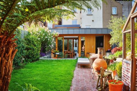Rear Gdn &amp; Elevation