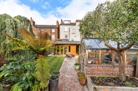 Garden Rear View