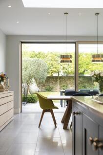 Dining To Gdn
