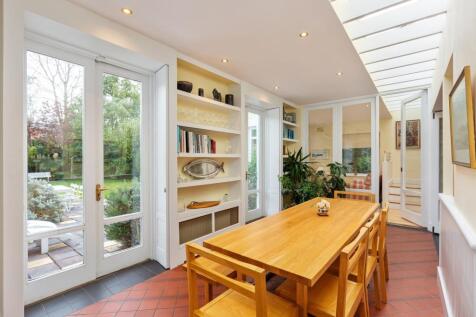 Breakfast Room
