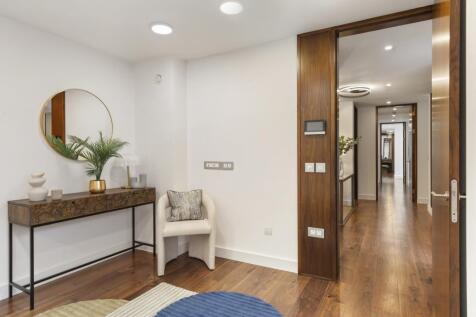 B4 To Hallway