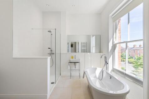 Ensuite To Bed 2