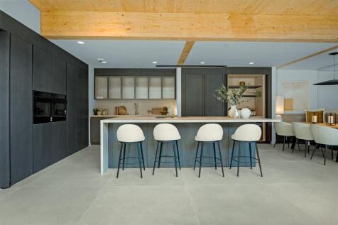 Kitchen/Break/Din