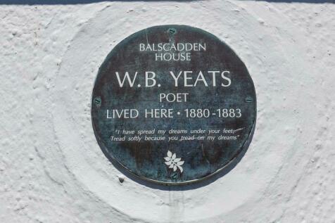 Plaque