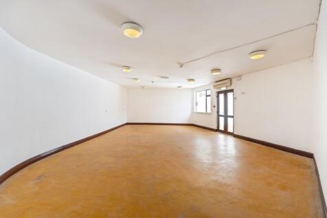 41-11b Room 4