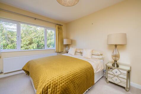 12 Bed1