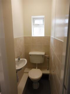 Cloakroom/wc