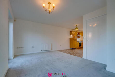 Living room/diner/kitchen