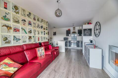 Kitchen/Dining/Living Area