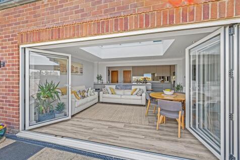 Dining/Family Room