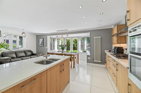 Kitchen/Family Room