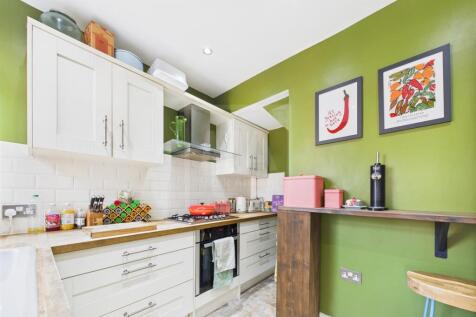 Kitchen/Dining Area
