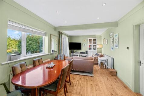Dining/Family Room
