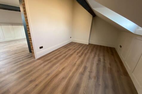 Living/Dining area