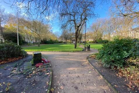 Falkner Sq gardens