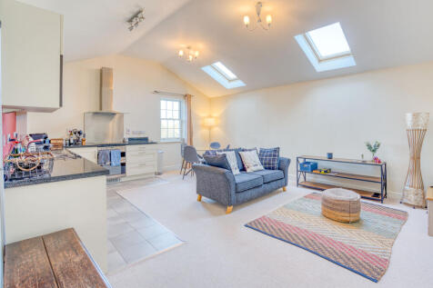 Flat 14 Sparrows Herne Mansions Fuller Close Bushe