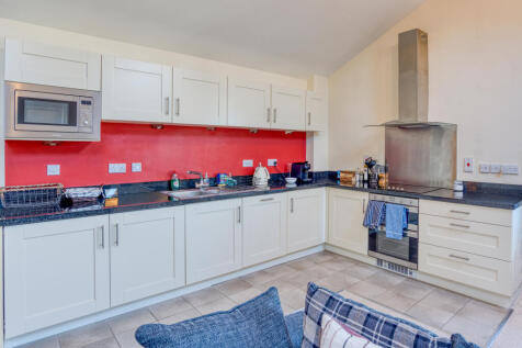 Flat 14 Sparrows Herne Mansions Fuller Close Bushe