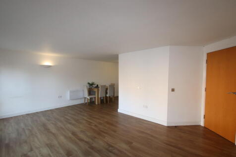 lounge 2.JPG