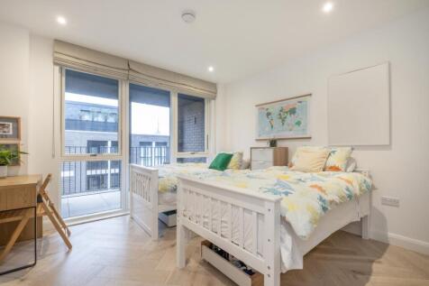 7-Garratt-Apartme...