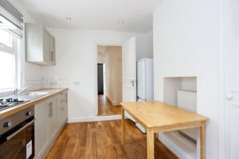 -garratt-lane-sw1...