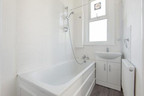 First-Floor-Flat-...