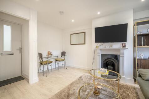 4-Colman-Court-0004
