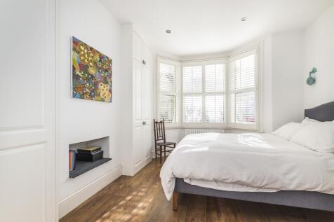ravensbury-road-001