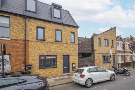 1e-rostella-road-...