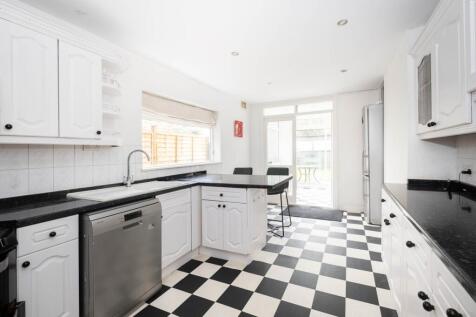 158-clonmore-stre...