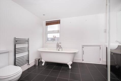 158-clonmore-stre...